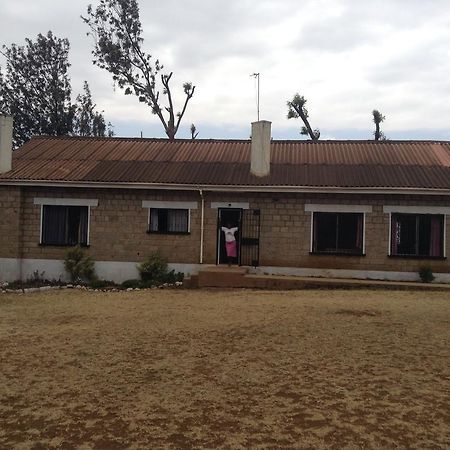 Teule Guest House Oloitokitok Dış mekan fotoğraf