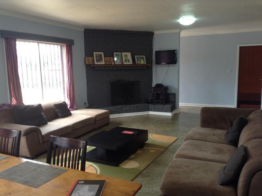 Teule Guest House Oloitokitok Dış mekan fotoğraf